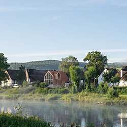 Holzhaus an der Weser