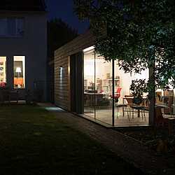 Atelier + Garage, Anbauten an ein Reihenhaus in Hannover - Waldheim