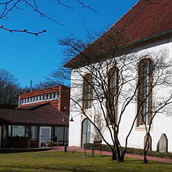 Kirchengemeinde Hambergen heizt mit Holzpellets