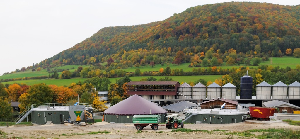Die Versuchs-Biogas-Anlage der Uni Hohenheim