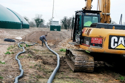 Verlegung der Wärmeleitung an Biogasanlage