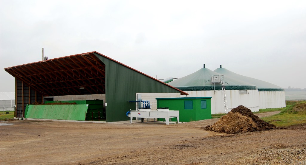 Ansicht Biogasanlage Agrar-Gas Denkte